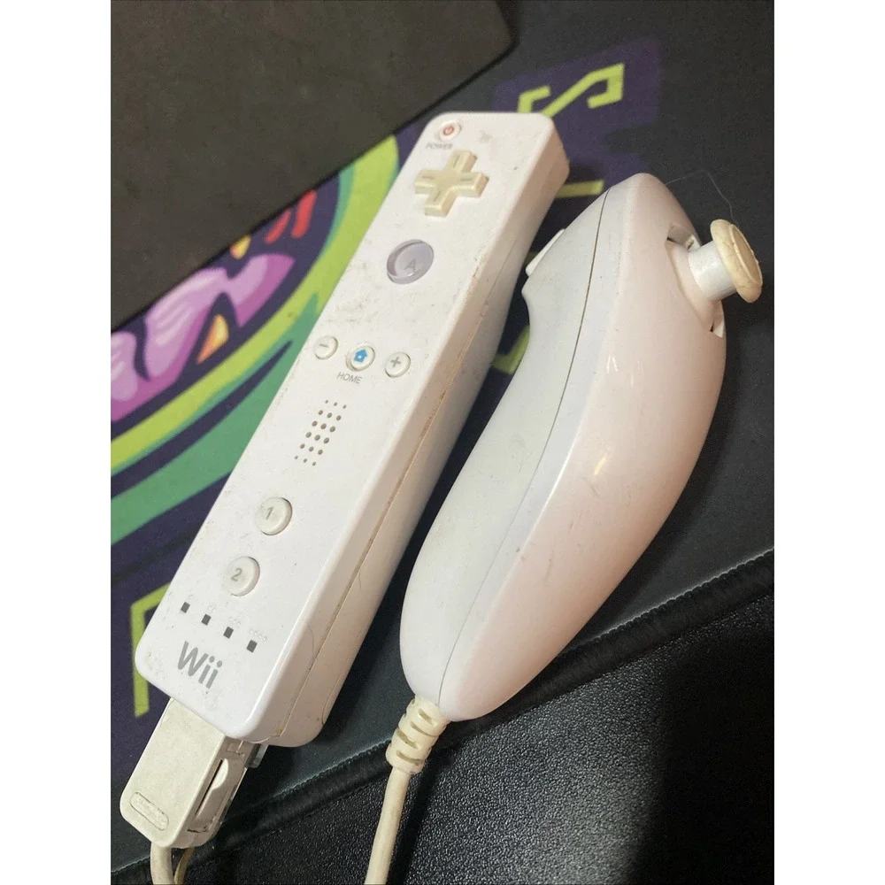 Nintendo Wii Controller White RVL-003 W/ Nunchuk- Tested A1